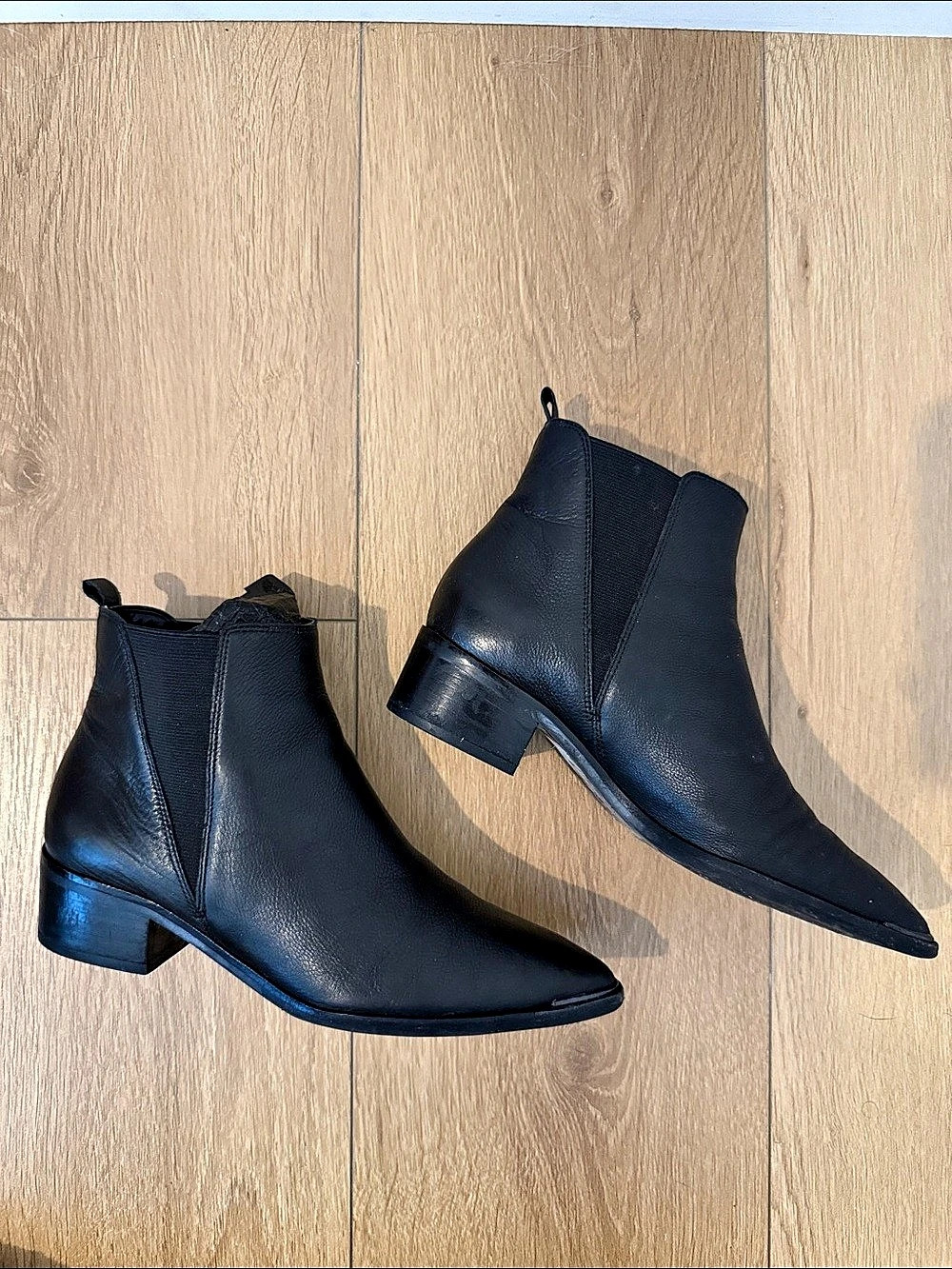 Marc Fisher Yale Pointy Toe Chelsea Bootie Black US 5.5